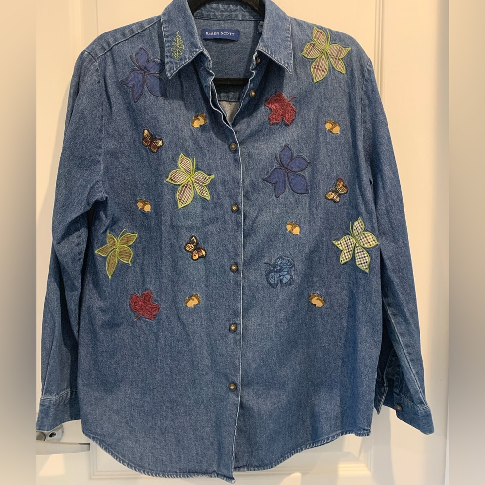 Karen Scott Medium Long Sleeve 100% Cotton Embroidered Leaf Design Button Down